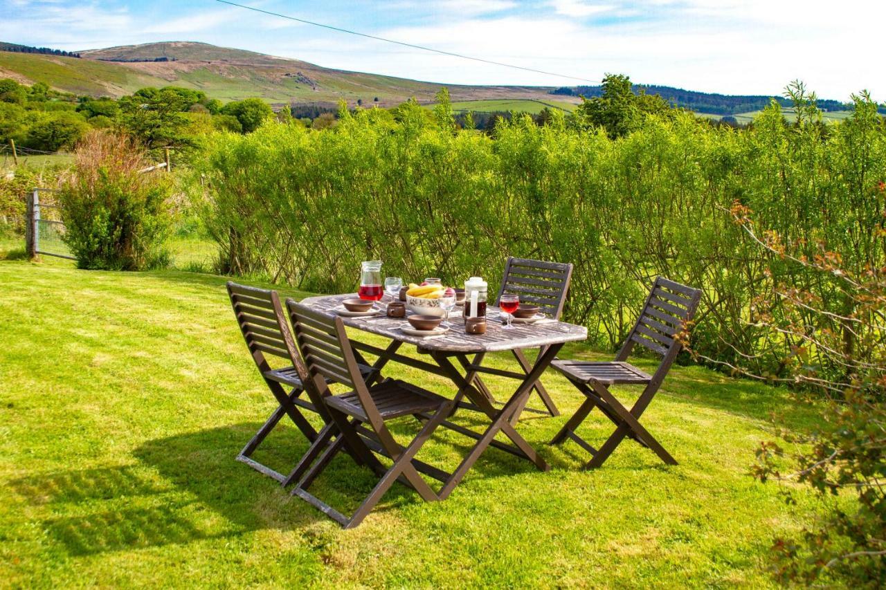 Вилла Ty Pren Bach Maenclochog Экстерьер фото